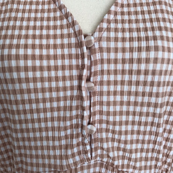 &ME Checked Crinkled Tea Dress Button Front Tan & White Flutter Sleeve - Picture 7 of 13